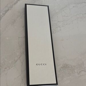 Gucci Slim Gift Box in Cream & Black